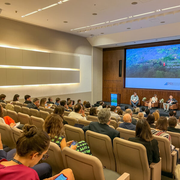Governo do Acre apresenta experiências de sucesso no mercado de carbono em evento da Frente Nacional de Prefeitos