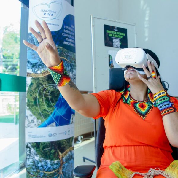 Realidade virtual leva público do Fórum Indígena à imersão no coração da Amazônia