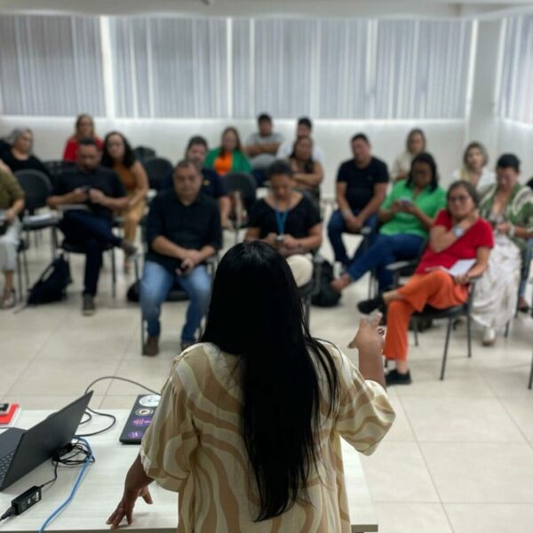 Comitiva da Bolívia conhece modelo de política ambiental de REDD+ Jurisdicional e propõe cooperação com governo do Acre