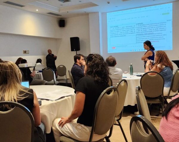 Gestores do Acre debatem diretrizes sobre consultas públicas para implementação de programas de REDD+