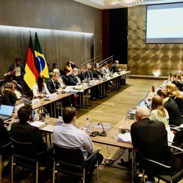 Acre participa de novas negociações Brasil–Alemanha e apresenta avanços do Programa REM em agenda de cooperação internacional